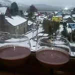 아파트 Mountain And Sea Views 칼링포드