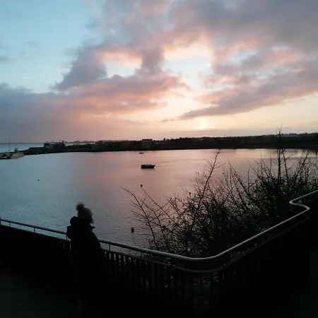 Апартаменты Mountain And Sea Views