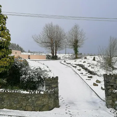 Mountain And Sea Views Карлингфорд