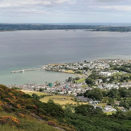 Mountain And Sea Views Apartment Carlingford